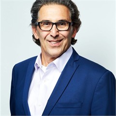 ROBERT KERTESZ